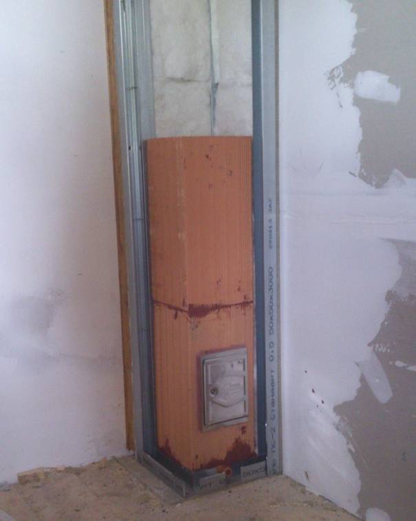 Comment installer un poêle-cheminée dans une maison en bois