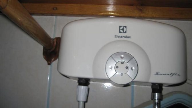 Comment installer un chauffe-eau instantané dans la salle de bain