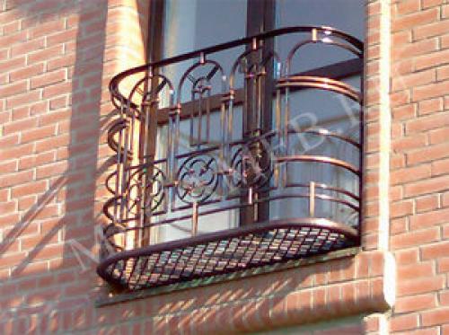 Comment mesurer une loggia sous le vitrage. Comment mesurer un balcon pour le rendu? 03