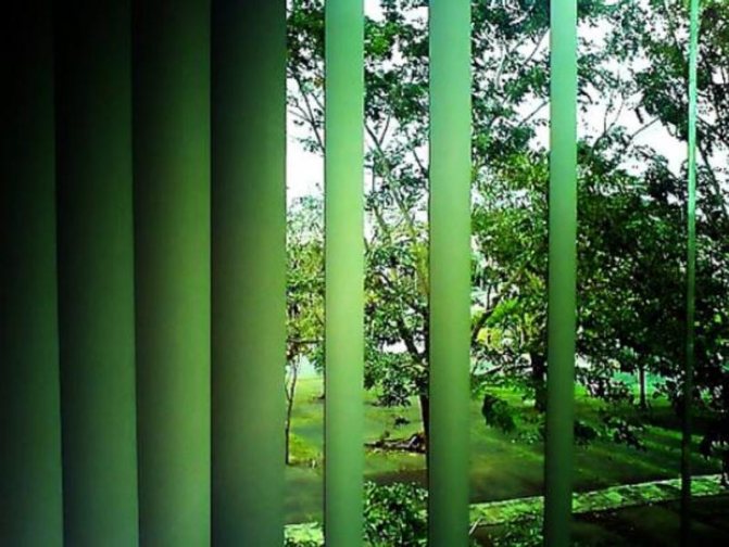 Quels stores choisir: plastique ou aluminium? Avantages et inconvénients des différents types de stores