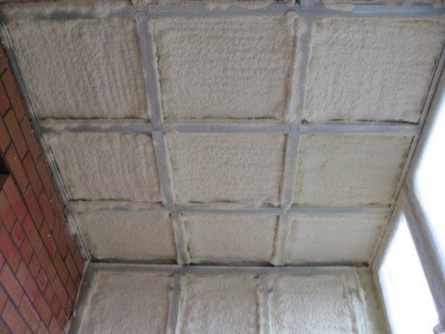 Quel genre de plafond faire sur le balcon