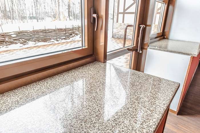 Appui de fenêtre en pierre