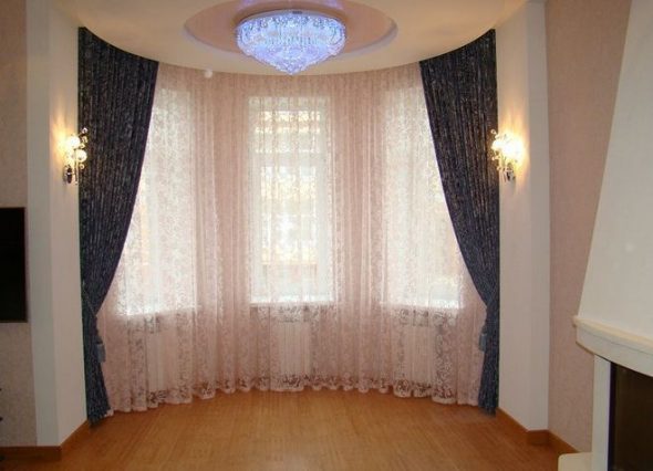 Corniche pour décorer une baie vitrée