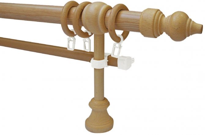 tringle à rideaux en pin