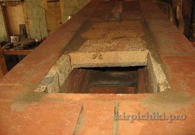 pose d'un poêle russe - raccordement au travail, cheminée