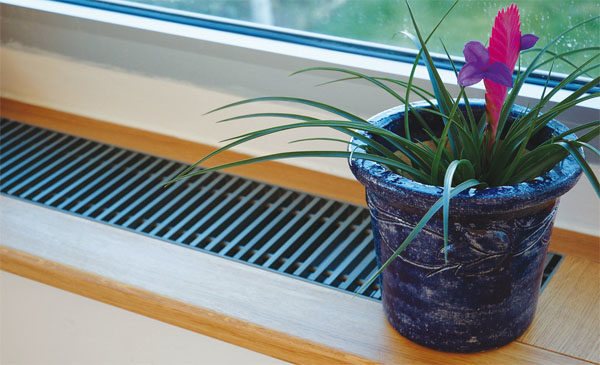 Convecteur dans le rebord de la fenêtre