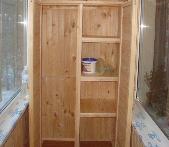 Corps d'armoire en doublure