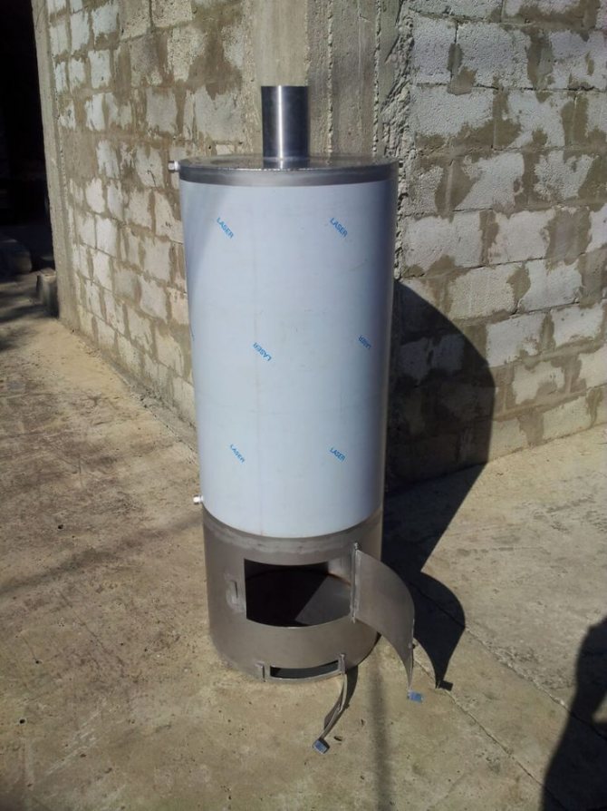 Chaudières dans un bain-marie chauffé