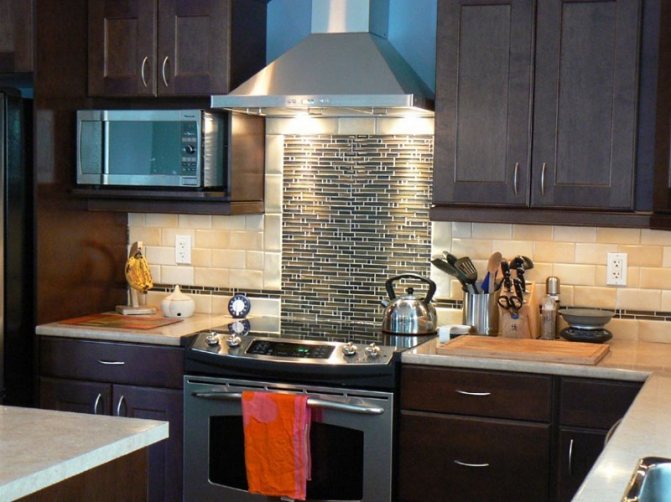 hotte de cuisine dans un bel intérieur