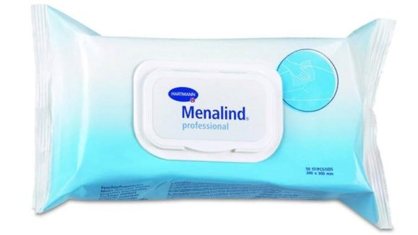 Toutes les lingettes humides conviennent pour enlever la poussière