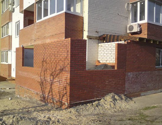 Projet d'extension de balcon à grande échelle