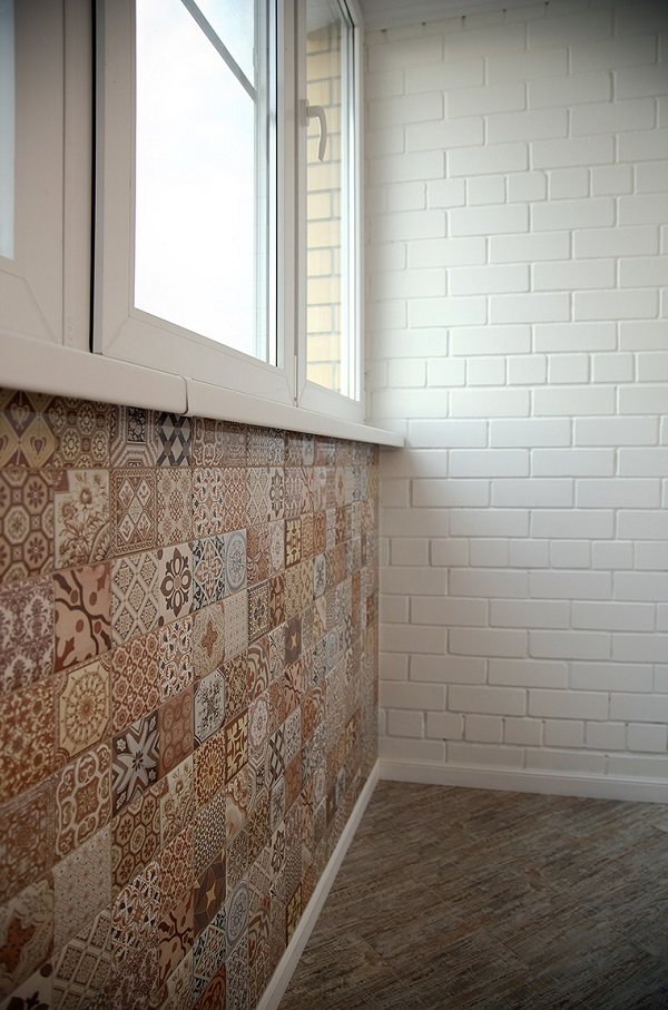 Master class à faire soi-même sur le choix et la pose de carrelage sur un balcon ou une loggia par des professionnels