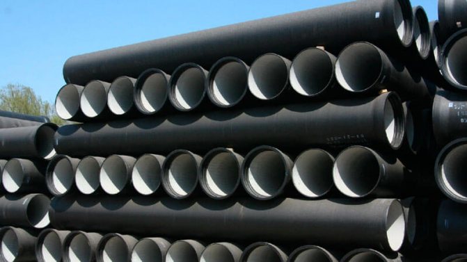 des tuyaux de cuivre