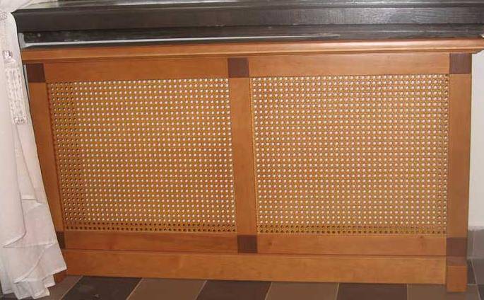 Grilles métalliques pour radiateurs chauffants