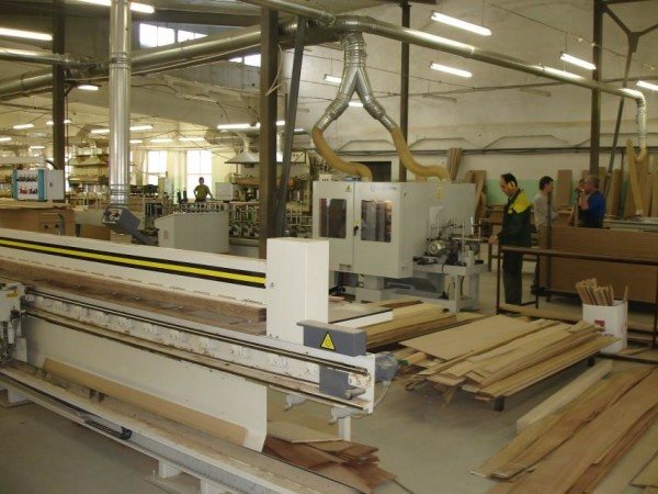 Les portes intérieures en PVC sont fabriquées à l'aide de technologies respectueuses de l'environnement