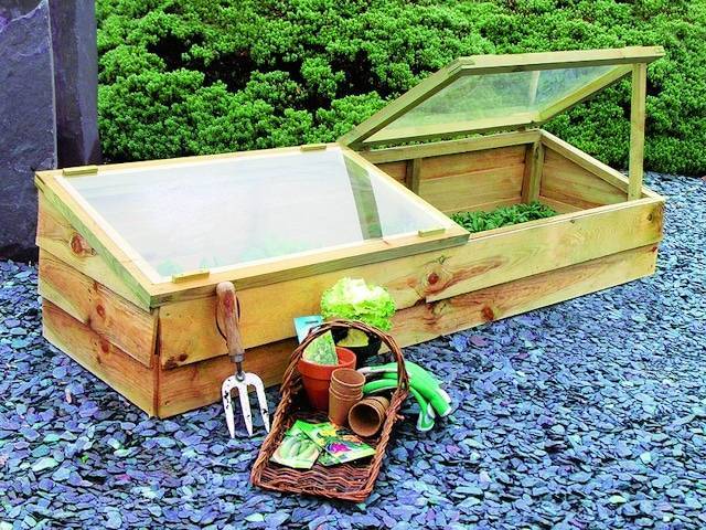 Mini serre de bricolage. 700 photos, instructions étape par étape