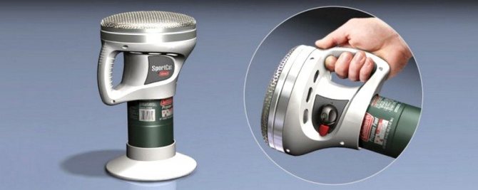 De nombreux modèles de radiateurs catalytiques sont pratiques à emporter en randonnée ou en voyage en raison de leur petite taille et de leur poids léger