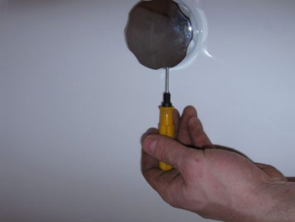 Montage de l'agneau de débordement