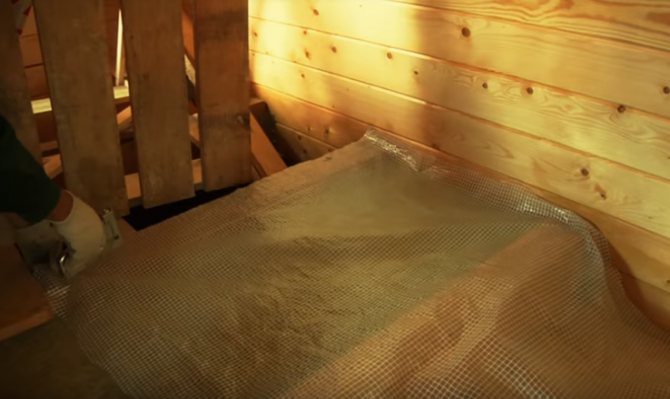 Installation de bûches sur le balcon et la loggia