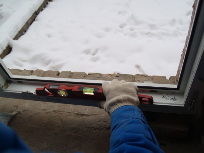 Installation de fenêtres en PVC selon les outils GOST