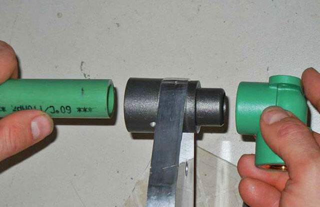 installation de chauffage à partir de tuyaux en polypropylène