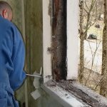 Installation de fenêtres en plastique