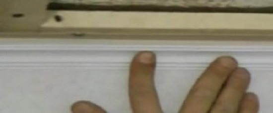 Installation de plinthes en plastique