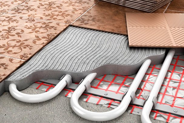 Installation du chauffage par le sol sous les carreaux d'installation et instructions d'installation