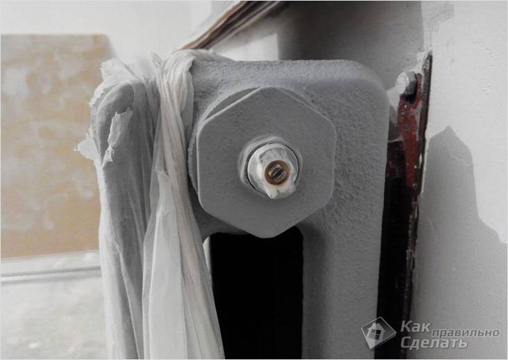 Peut utiliser un tournevis plat