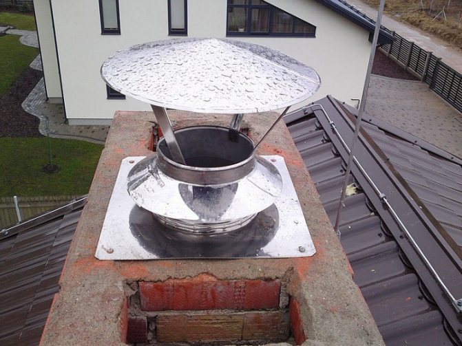 sur une cheminée en brique