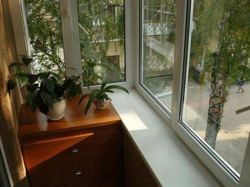 De combien un balcon peut-il être agrandi sans autorisation