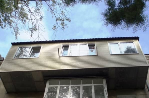 De combien un balcon peut-il être agrandi sans autorisation