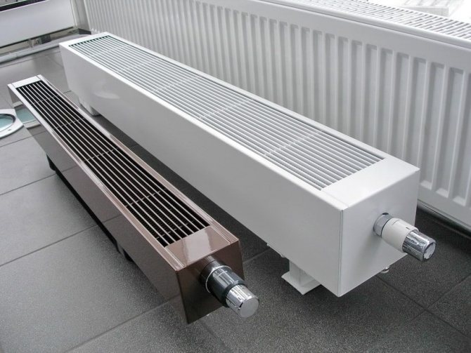 Convecteurs au sol alimentés par chauffage centralisé