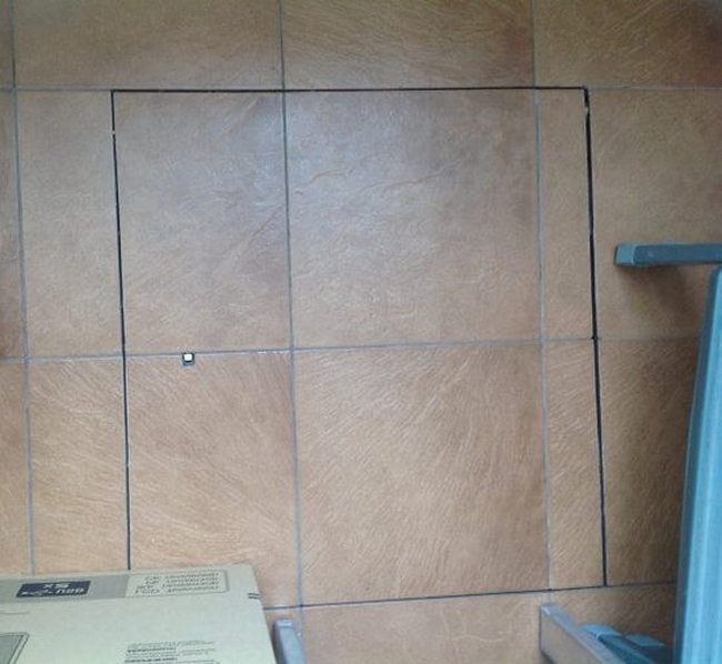 trappe de plancher de tuile