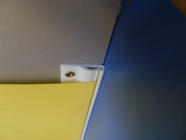 Plafond tendu sur la loggia: photos et avis