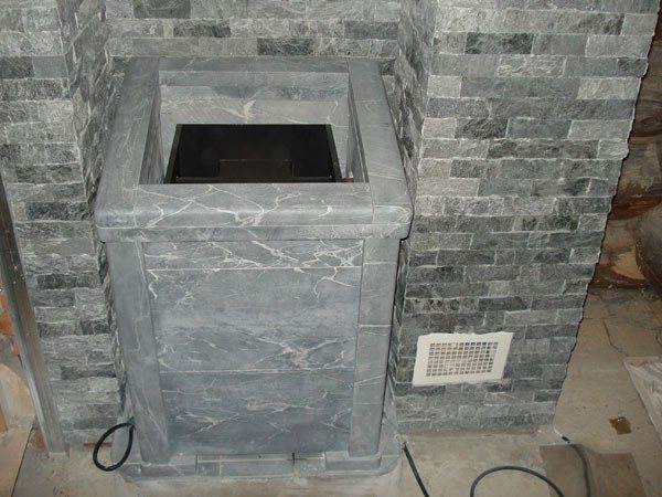 Face à la poudre de talc