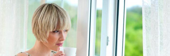 Différence entre les fenêtres à une chambre et à double vitrage: avantages et inconvénients