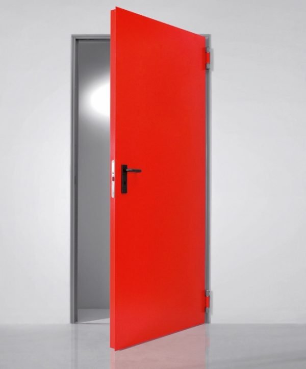 Porte métallique à un vantail