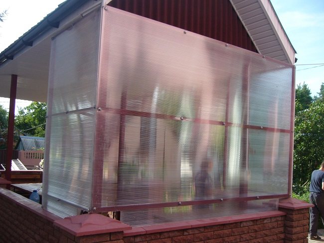 fenêtres en polycarbonate pour gazebos