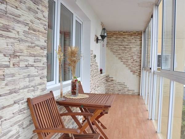 Vitrage de balcon avec profil en aluminium Avis