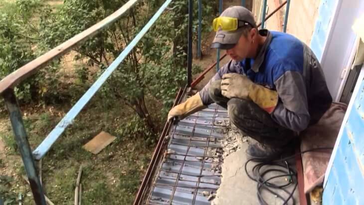 Vitrage de balcon à faire soi-même