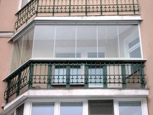 Vitrage de balcon à faire soi-même