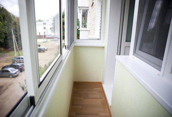 Vitrage de balcon à faire soi-même