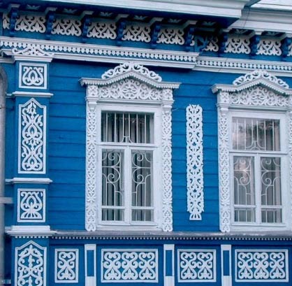 décoration de la maison avec des plateaux