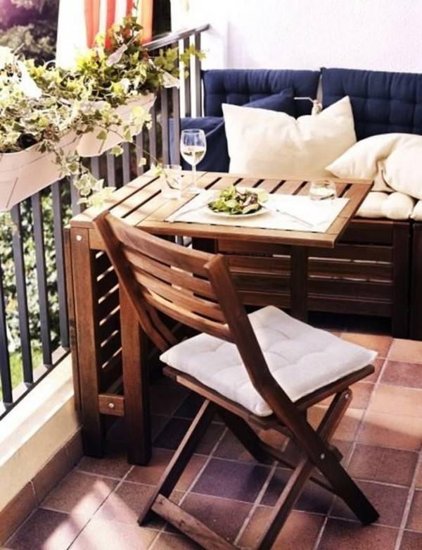 Table pliante à faire soi-même sur le balcon - plusieurs modèles avec des instructions détaillées