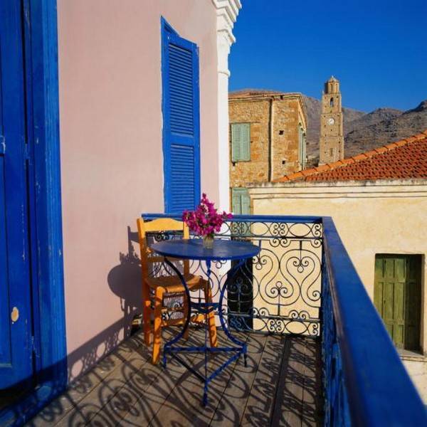 Table pliante à faire soi-même sur le balcon - plusieurs modèles avec des instructions détaillées