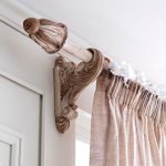 différences de corniches en bois