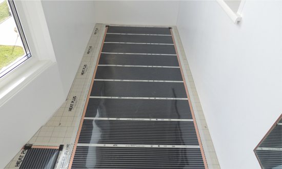 Chauffage sur le balcon. Comment amener la batterie dans la loggia