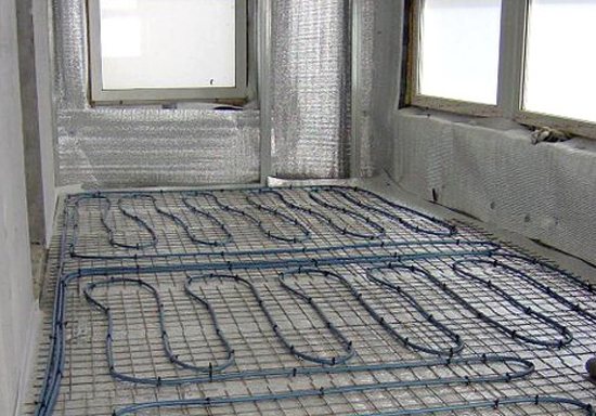 Chauffage sur le balcon. Comment amener la batterie dans la loggia