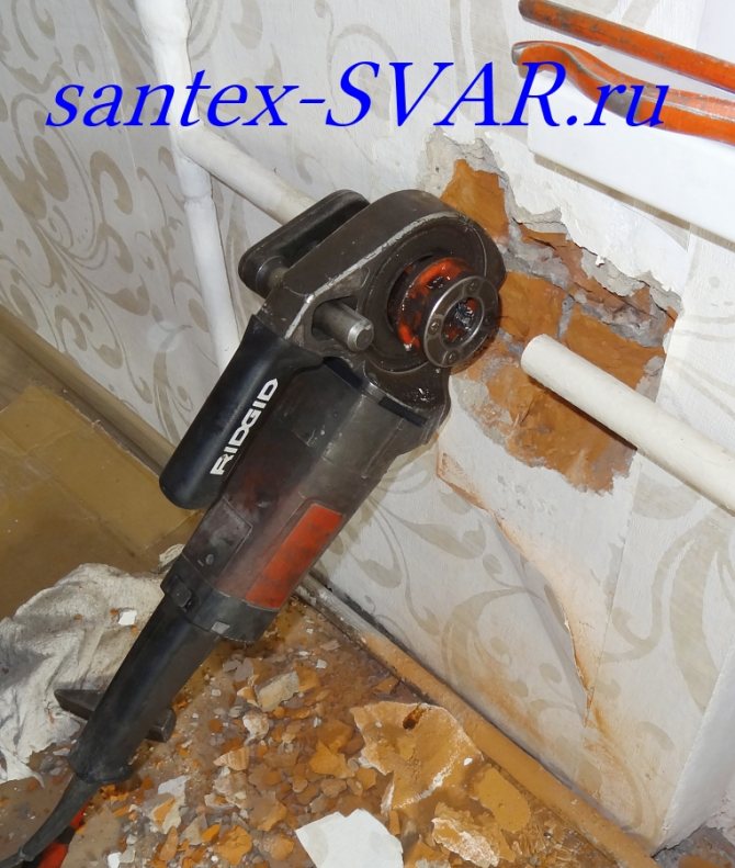 Chauffage, alimentation en chaleur, ventilation Robinet dans l'appartement sur la colonne montante de chauffage - est-ce légal